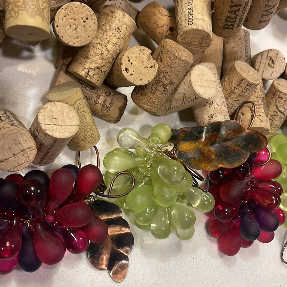 Wine Cork Garland and 8 glass grape leaves ornaments.